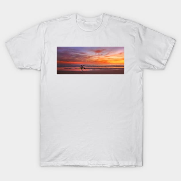 november surfer T-Shirt by terezadelpilar